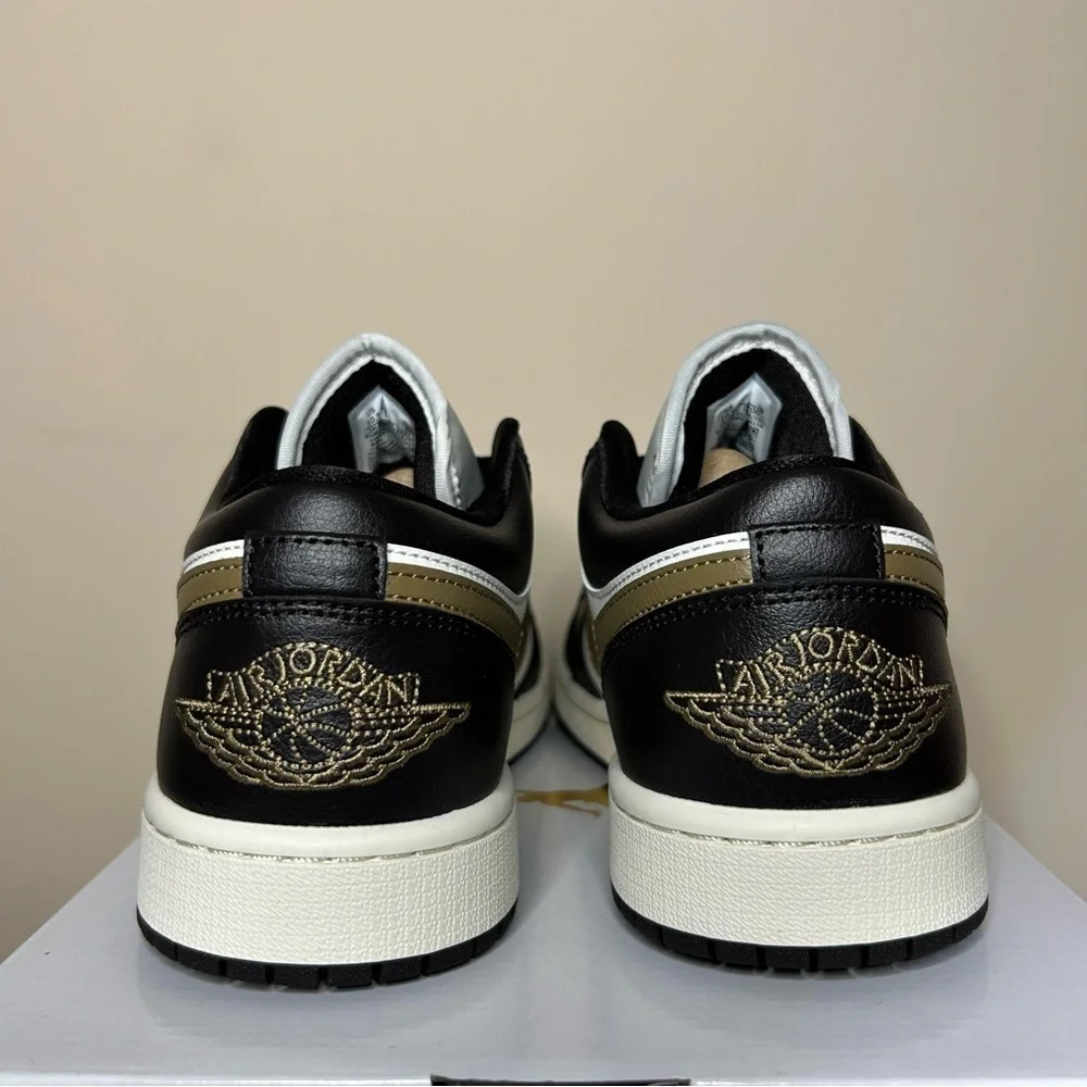 Nike Air Jordan 1 Low Shadow Brown (Size 9M / 10.5W)